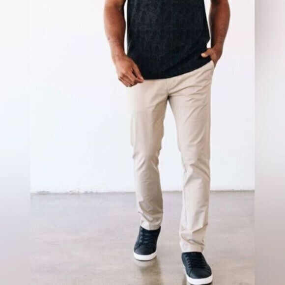 NWT LinkSoul Men’s Khaki Crosby Chino Pant Golf - Size 40” - Picture 1 of 9